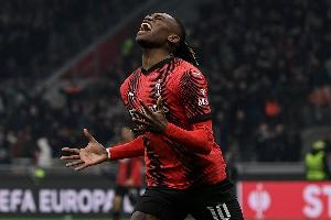 半岛体育-本赛季意甲仅三人进球、助攻皆7+：莱奥、普利西奇、卢卡库