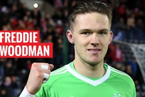 半岛体育下载-自由身+13场零封！太阳报：曼联寻本土替补门将，相中英冠门神