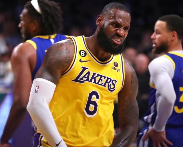 30分9板9助高效全面！38岁詹姆斯依然站在联盟顶端