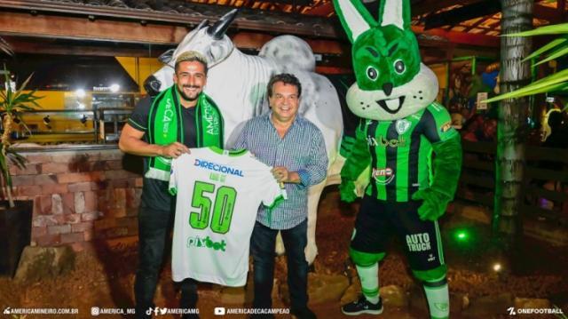 半岛体育下载-洛国富新球衣名“Luo GF”：我喜欢这个名字的意思