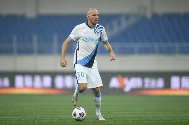 半岛体育-【中超】丹尼尔森爆射 大连人1比0天津获赛季首胜