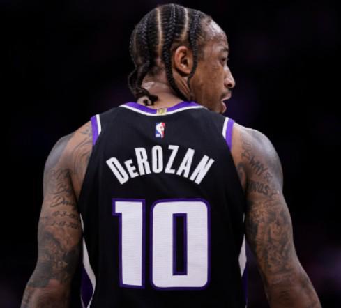 半岛体育下载-里程悲，德罗赞空砍赛季新高39分&amp;amp;生涯总得分超邓肯升至第18